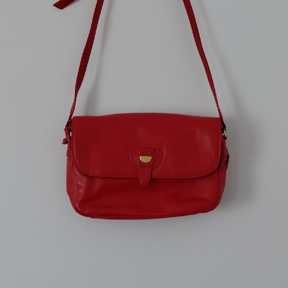 Elegant Red Leather CrossbodyBag